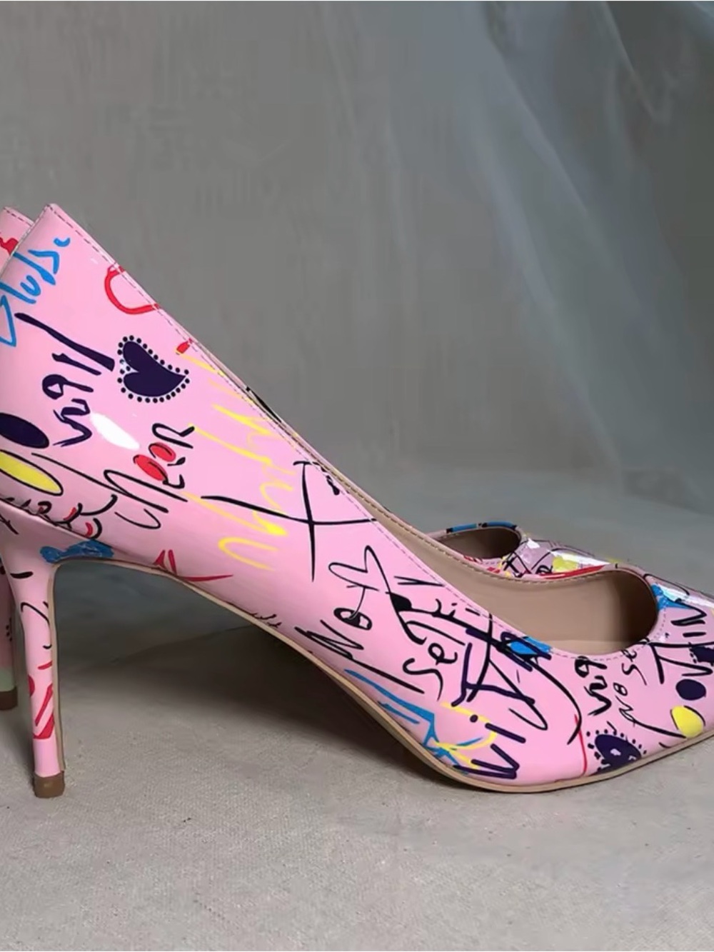 CHRISTIAN LOUBOUTIN
Pink/graffiti Patent Leather
So Kate 120 Pumps Size 40